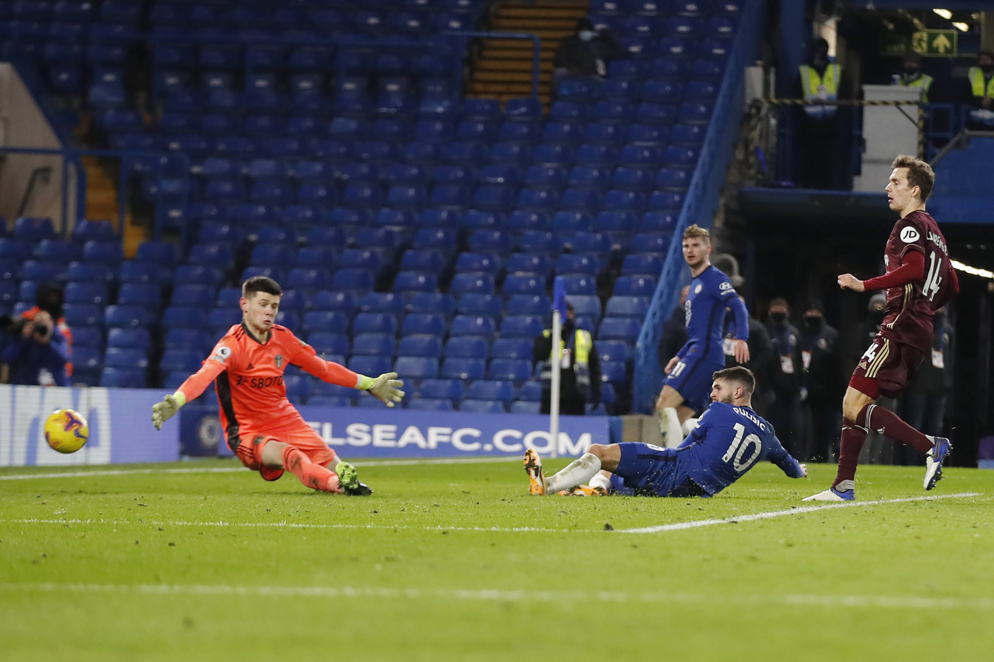 姆斯在欧洲 姆斯在欧洲